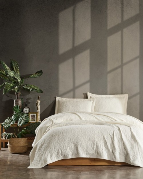 POSTELJNINA LUCETTE 240x260 CM- BEŽ