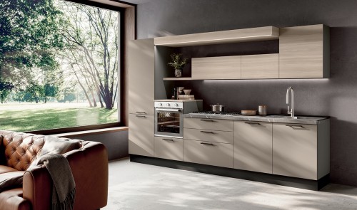KOMPLET KUHINJA Z APARATI CAPRI 330A