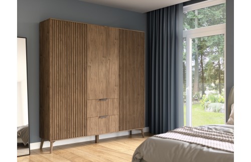 GARDEROBNA OMARA ENTSIAN