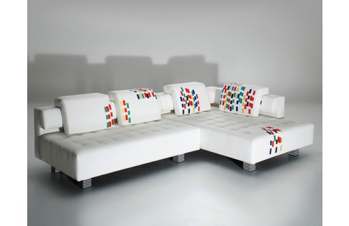 Kotna sedežna garnitura