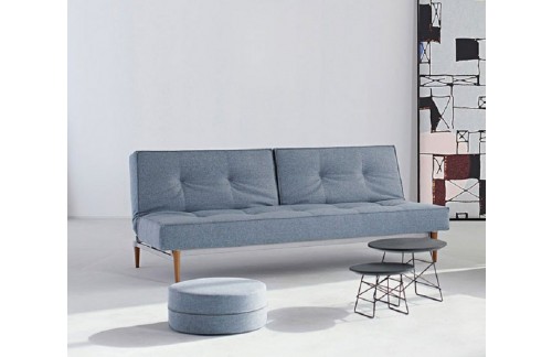 Kavč SPLITBACK SOFA BED s temno stileto lesenimi nogicami