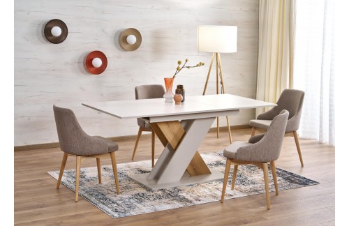 Raztegljiva jedilna miza Camir